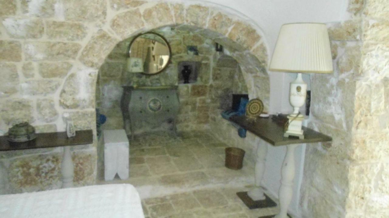 弗兰卡维拉丰塔纳Il Trullo Del Cadetto别墅 外观 照片